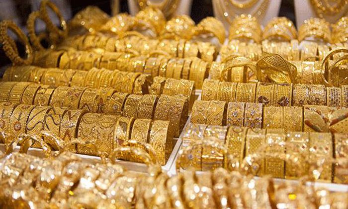 Giá vàng hôm nay ngày 10/8: Giá vàng SJC xuống 56 triệu đồng/lượng