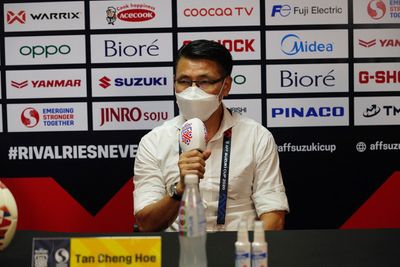 HLV tuyển Malaysia thừa nhận Việt Nam chơi tốt hơn, tâm phục khẩu phục với tỷ số 0-3