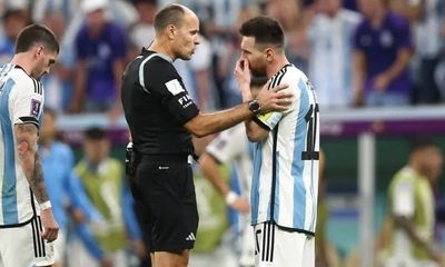 FIFA mở cuộc điều tra, Messi có thể bị cấm đá bán kết World Cup 2022